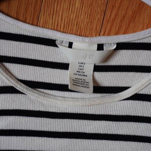 H&M Ribbed Striped Top || S - Picture 4 of 5
